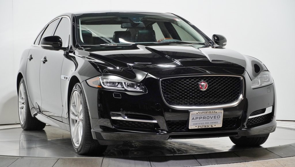 Certified Pre Owned 2017 Jaguar Xj R Sport 6820